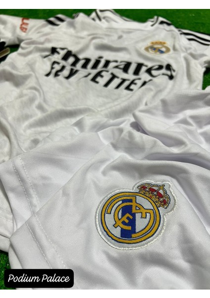 R. Madrid Kylian M.B.A.P.P.E2024/25 Yeni Sezon Deplasman Çocuk Forması 4'lü (Beyaz) Zyn
