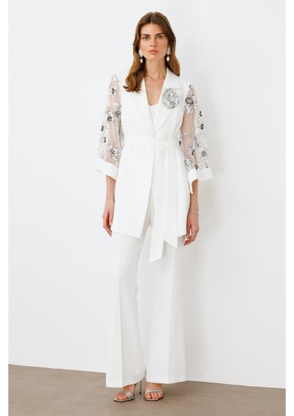 70029 Modailgi Kolları Evaze Çiçek Desenli Taş Işlemeli Ceket modelleri