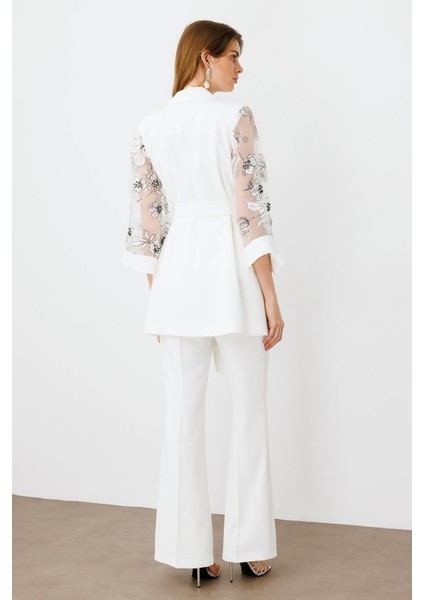 70029 Modailgi Kolları Evaze Çiçek Desenli Taş Işlemeli Ceket fırsatları