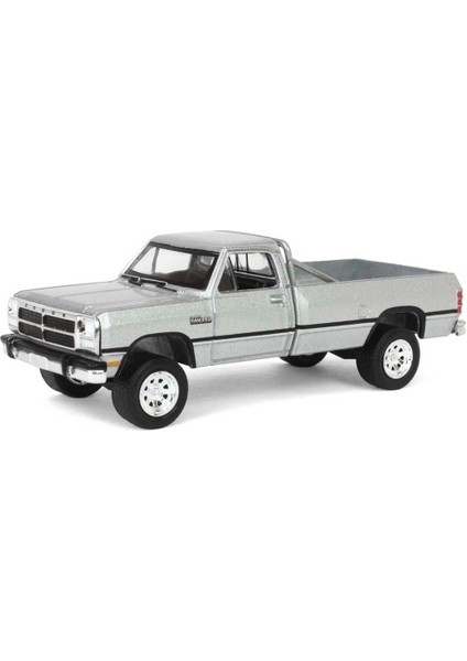 Greenlight 1/64 All-Terrain Series 16- 1992 Dodge Ram D250 Power Ram