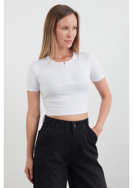 Basic Yarım Fermuarlı Dalgıç Kumaş Crop Tişört