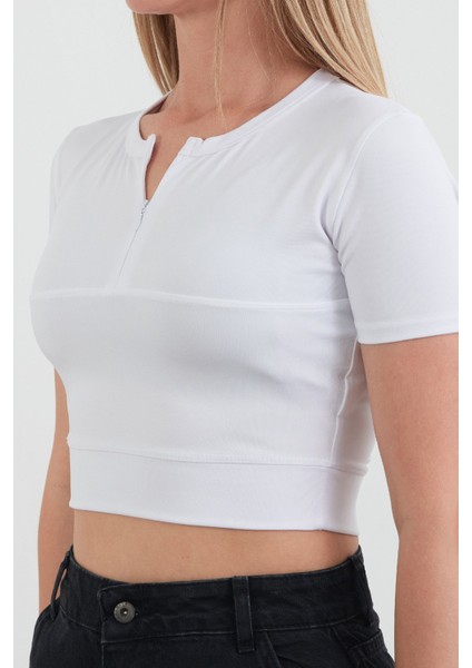 Basic Yarım Fermuarlı Dalgıç Kumaş Crop Tişört indirimleri