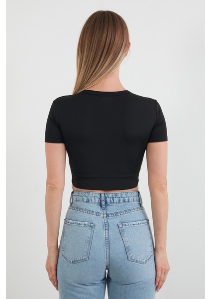 Basic Yarım Fermuarlı Dalgıç Kumaş Crop Tişört fırsatları