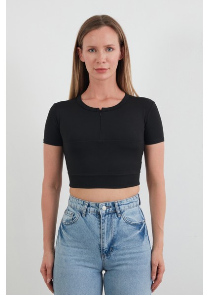 Basic Yarım Fermuarlı Dalgıç Kumaş Crop Tişört