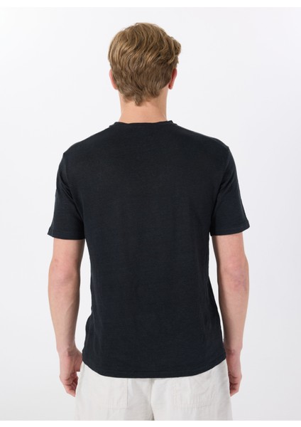 Bisiklet Yaka Siyah Erkek T-Shirt Mr Fıguı fırsatları