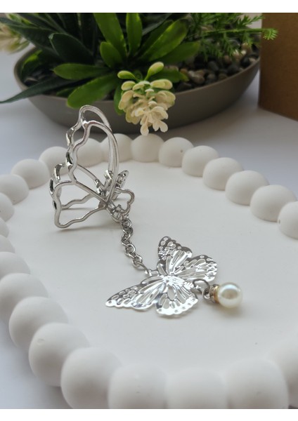 Kelebek Model Sallantılı ve Inci Detaylı Metal Kadın Mandal Toka(4 Cm) fiyatları