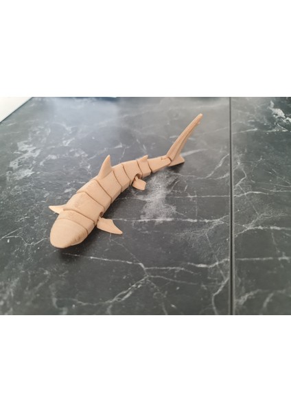5+ Yaş Doğal Ahşap Katkılı Hareketli Köpek Balığı Megalodon Oyuncak 13CM