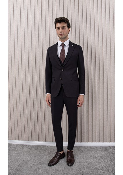 Erkek Likralı Slim Fit Sivri Yaka Yelekli Takım Elbise
