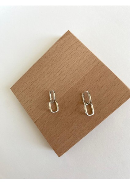 Xuping Minimal Ataç Silver Küpe