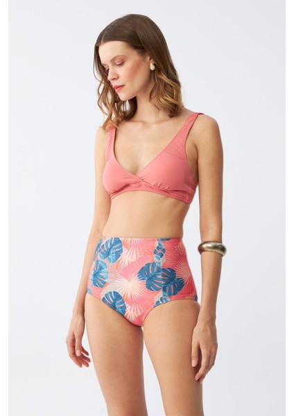 Kadın Somon Pedli Üst ve Tropik Desenli Yüksek Bel Bikini Takımı