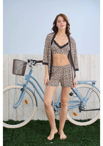 Kadın Milan Kumaş Leopar Desenli Şortlu Sabahlıklı Üçlü Pijama Takımı – 7555 fırsatları