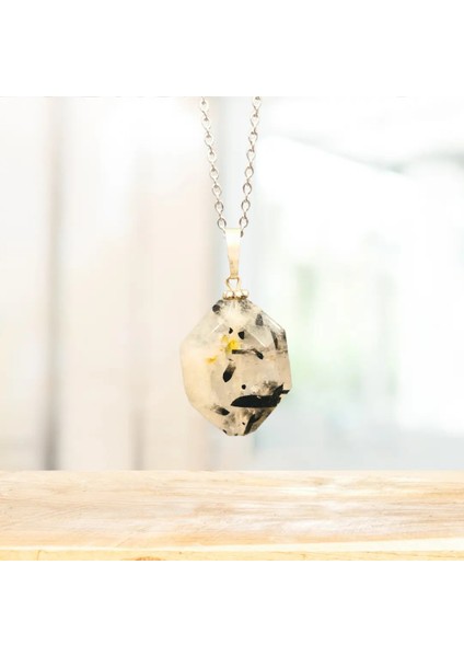 Rutil Kuvars Taşı Kolye