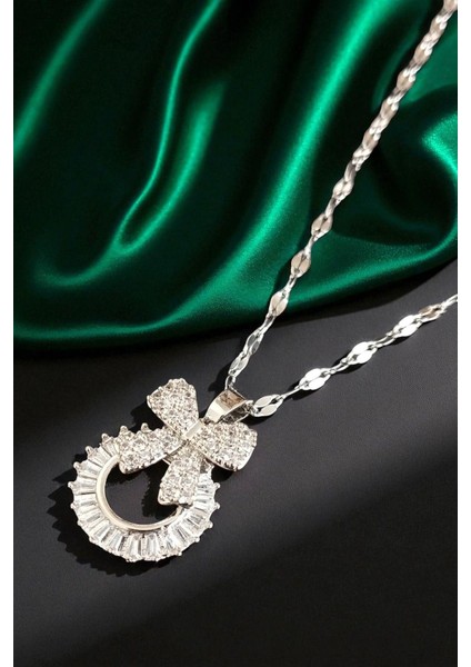 Lina Tia Kadın Çelik Zincirli Su Yolu Gümüş Kaplama Fiyonk Tasarımlı Model Baget Zirkon Taşlı Model Kolye fiyatları