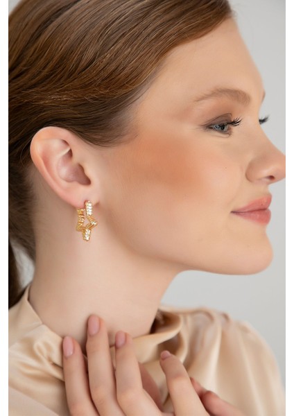 Lina Tia Kadın Parıltılı Yıldız Model Altın Renk Lak Kaplama Günlük Stil Abiye Elbise Bluz Kombin Küpe indirimleri