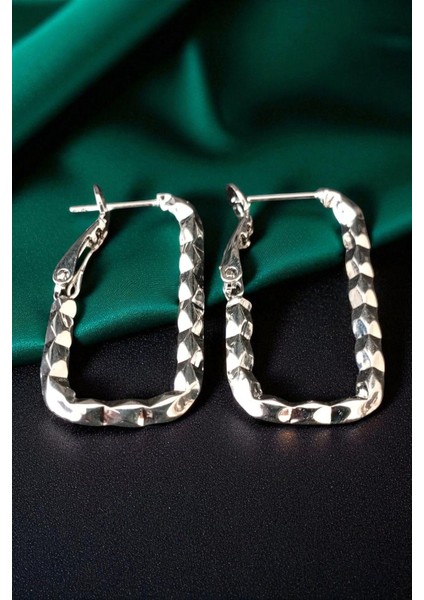 Lina Tia Kadın Çelik Gümüş Kaplama Kare Halka Buruşuk Doku Yüzeyli Tasarım Model Günlük Kombin Küpe modelleri