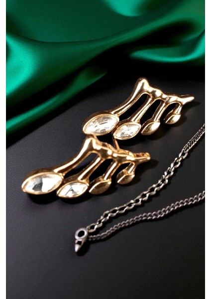 Lina Tia Kadın Çelik Altın Kaplama Zirkon Taşlı Yaprak Damla Desenli Tasarım Model Günlük Kombin Küpe modelleri