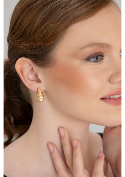 Lina Tia Kadın Kıvrımlı Dalgaların Dansı Tasarımlı Model Altın Kaplama Günlük Abiye Elbise Bluz Kombin Küpe