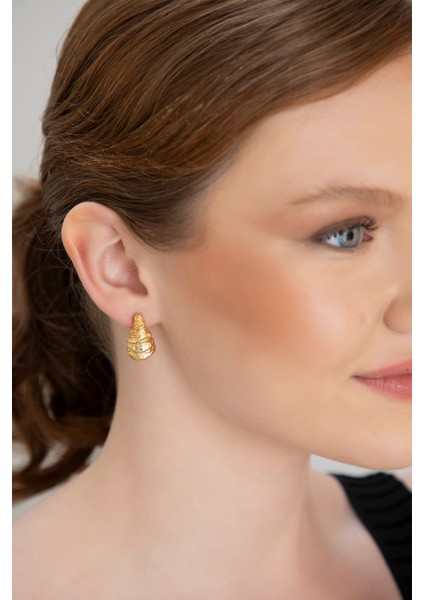 Lina Tia Kadın Kıvrımlı Dalgaların Dansı Tasarımlı Model Altın Kaplama Günlük Abiye Elbise Bluz Kombin Küpe