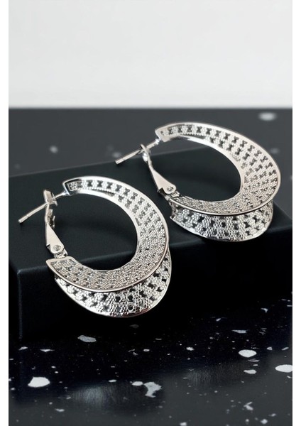 Kadın Çelik Gümüş Kaplama Ajur Desenli Tasarım Model Günlük Kombin Küpe fiyatları