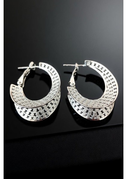 Kadın Çelik Gümüş Kaplama Ajur Desenli Tasarım Model Günlük Kombin Küpe modelleri