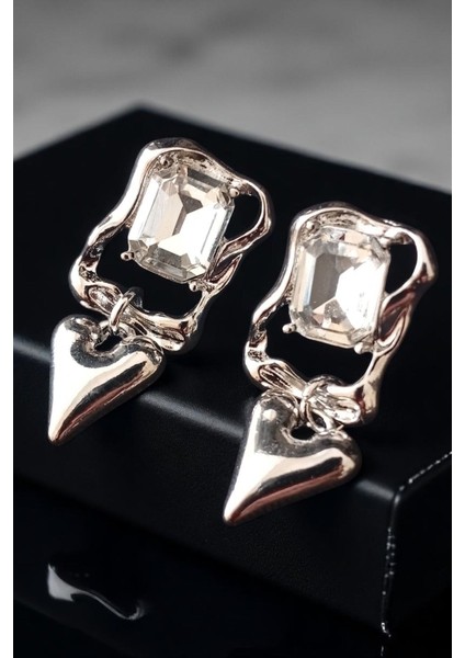 Kadın Çelik Gümüş Kaplama Zirkon Taşlı Kare Kalp Sallantılı Taş Detaylı Tasarım Model Günlük Küpe fiyatları