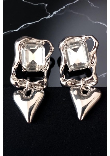 Kadın Çelik Gümüş Kaplama Zirkon Taşlı Kare Kalp Sallantılı Taş Detaylı Tasarım Model Günlük Küpe modelleri