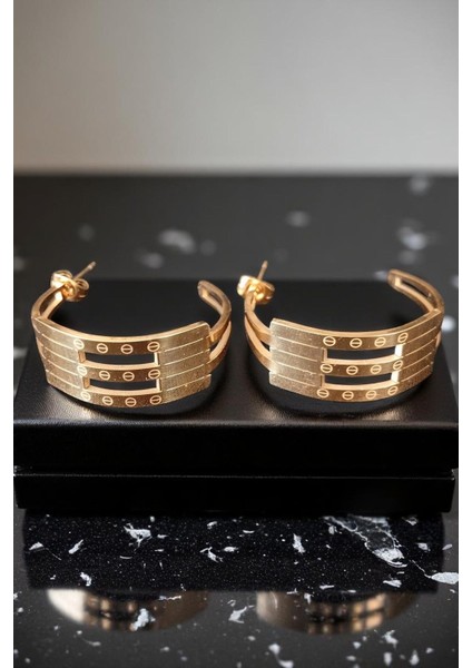 Kadın Çelik Altın Kaplama Ay Temalı Desenli Tasarım Model Günlük Kombin Küpe modelleri