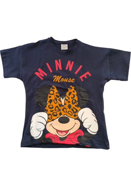 Minnie Mouse Baskılı Kız Çocuk Alt Üst Tişort ve Şort Takımı - 2'li Yazlık Set