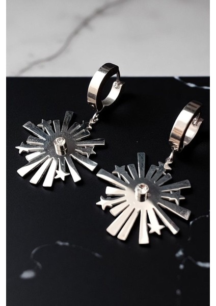 Kadın Çelik Gümüş Kaplama Zirkon Taşlı Halka Klipsli Hayat Patlayan Yıldız Figürlü Model Küpe fiyatları