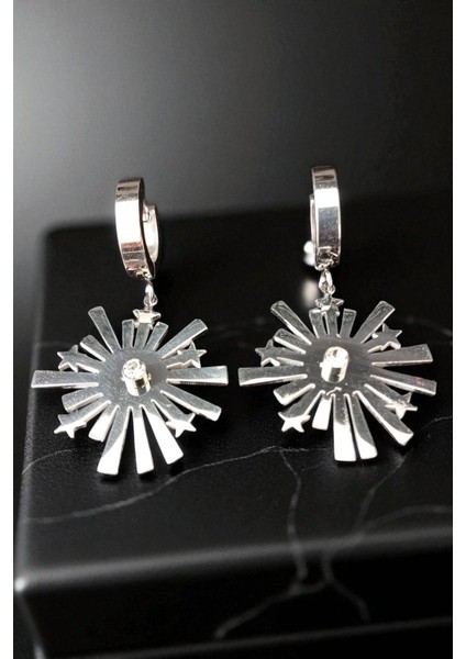 Kadın Çelik Gümüş Kaplama Zirkon Taşlı Halka Klipsli Hayat Patlayan Yıldız Figürlü Model Küpe modelleri