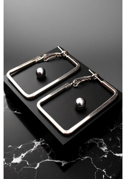 Kadın Çelik Gümüş Kaplama Orta Boy Kare Ince Halka Çember Tasarım Model Günlük Kombin Küpe fiyatları