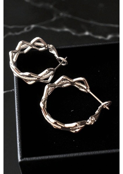 Kadın Çelik Gümüş Kaplama Dalgalı Örgü Tasarım Model Günlük Kombin Küpe