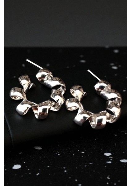 Kadın Çelik Gümüş Kaplama Spiral Şeritli Tasarım Model Günlük Kombin Küpe modelleri