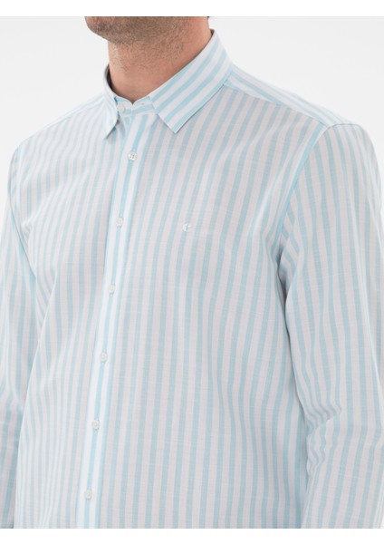 Erkek Turkuaz Regular Fit Çizgili Alttan Biritli Yakalı Gömlek 50300604-VR093