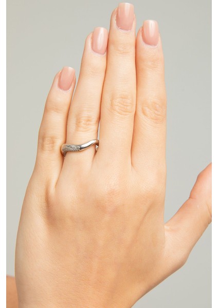 Kadın Dalgalı Tasarım Model Çelik Zirkon Taşlı Gümüş Kaplama Ayarlanabilir Pırlanta Işıltılı Yüzük fırsatları