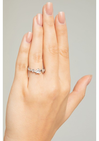 Kadın Kalp Yıldız Figürlü Tasarım Model Çelik Gümüş Kaplama Ayarlanabilir Pırlanta Işıltılı Yüzük fırsatları