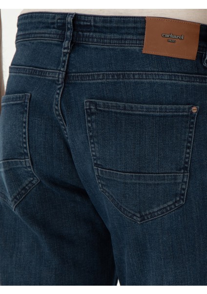 Erkek Lacivert Slim Fit Pamuk Karışımlı Jean Pantolon 50309095-VR033