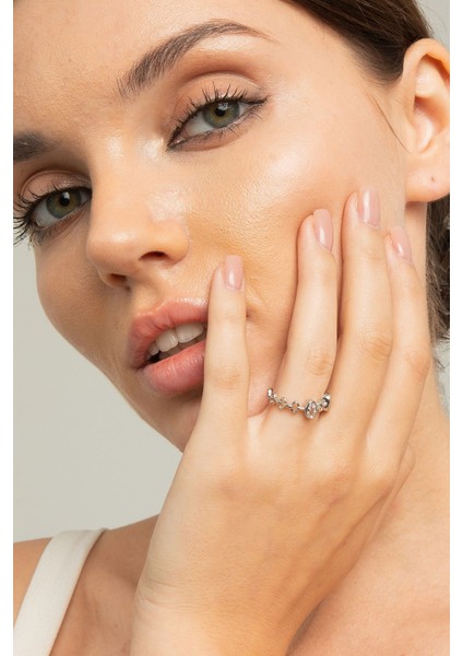 Kadın Düğüm Tasarım Model Çelik Zirkon Taşlı Gümüş Kaplama Ayarlanabilir Pırlanta Işıltılı Yüzük fırsatları