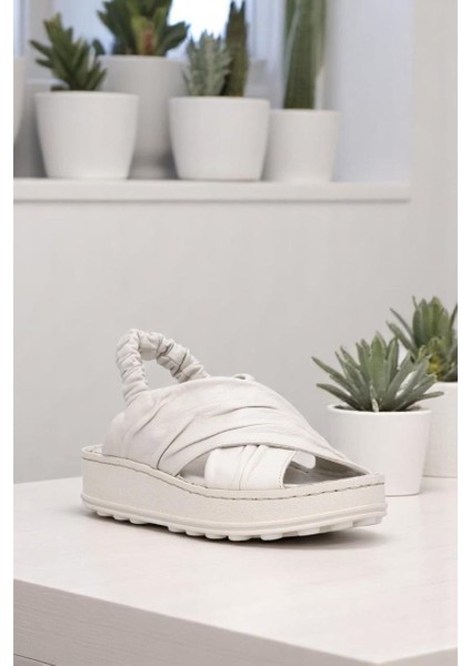 D25YS-2585 Krem Renk Hakiki Deri Tam Ortopedik Kadın Günlük Sandalet