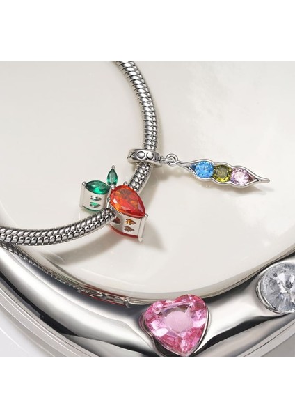 Leziz Havuç Charm, 925 Ayar Gümüş modelleri