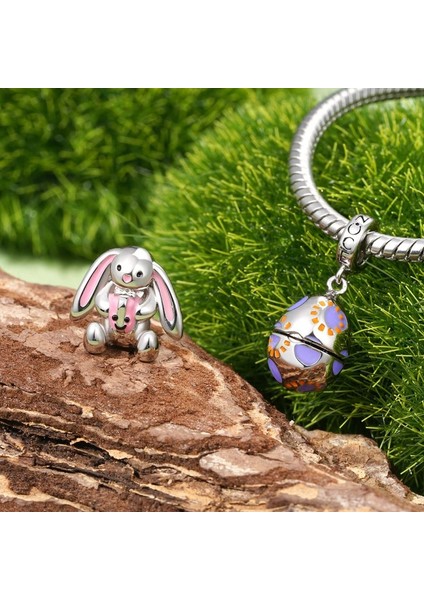 Açılabilir Yumurta Charm, Içinde Siyah Kedi Sürprizi, 925 Ayar Gümüş fırsatları