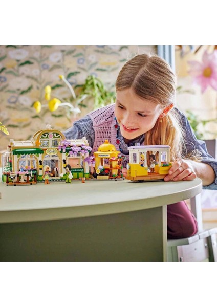 LEGO Friends Bitki Kafe ve Çiçekçi Dükkanı 42671.GZPXT