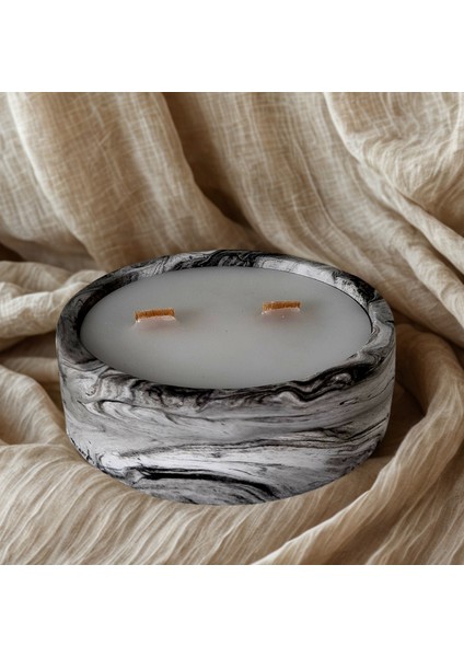 Siyah Beyaz Renk Geçişli, Tabakta, Ahşap Fitilli, Tarçın Kokulu Mum modelleri