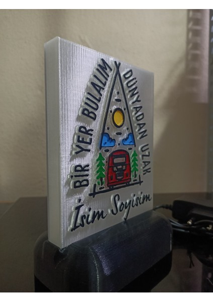 Kişiye Özel Isimli Hediyelik Kablolu LED Lamba - M2 - Bir Yer Bulalım Dünyadan Uzak - Amber Işıklı
