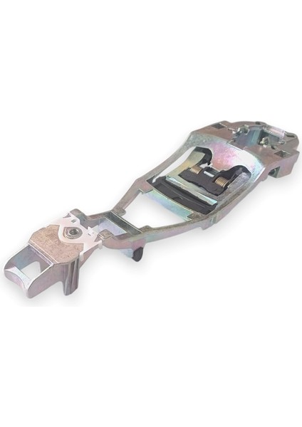 Vw Passat B5.5 2001-2005 Sağ Ön Dış Kapı Kolu Iç Braketi 3B0837886D