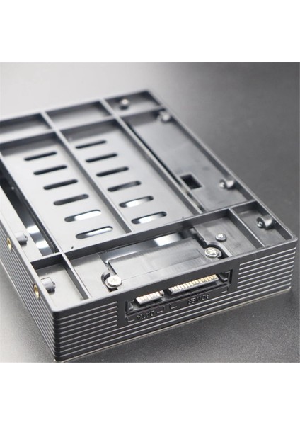 2,5 Ila 3,5 Inç Sata Iıı 6 Gbps Tepsisiz Mobil Raf 2,5 Inç HDD SSD Için (Yurt Dışından) fiyatları
