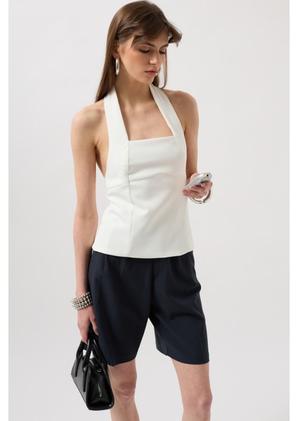 Kalın Askılı Crop Beyaz Bluz