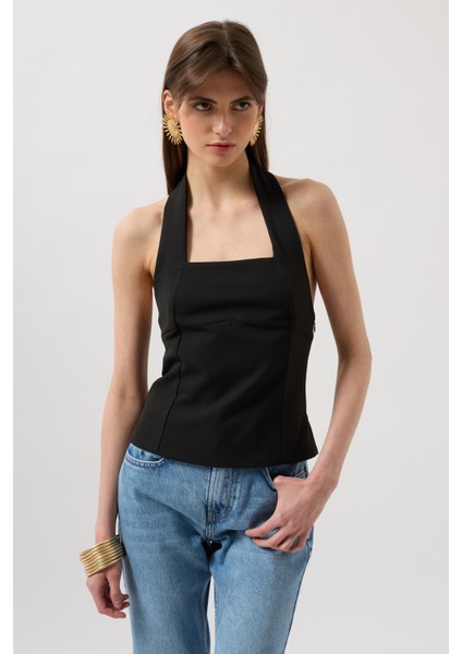 Kalın Askılı Crop Siyah Bluz