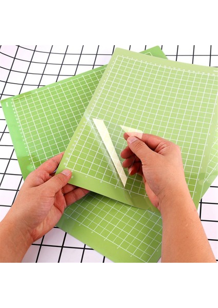 (Güçlü Tutuş), 3 Adet Yapışkanlı Kesme Matı (Yeşil) (Yurt Dışından) fırsatları