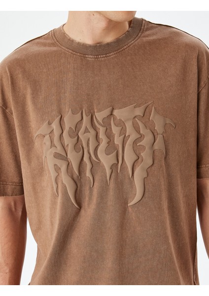 Yıkamalı Bisiklet Yaka Pamuklu Kısa Kollu Gotik Baskılı Oversize Tişört indirimleri